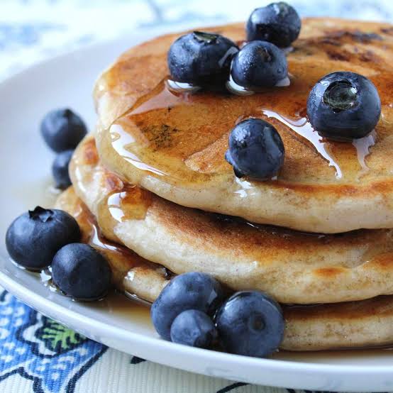 Fluffy Blueberry Pancakes